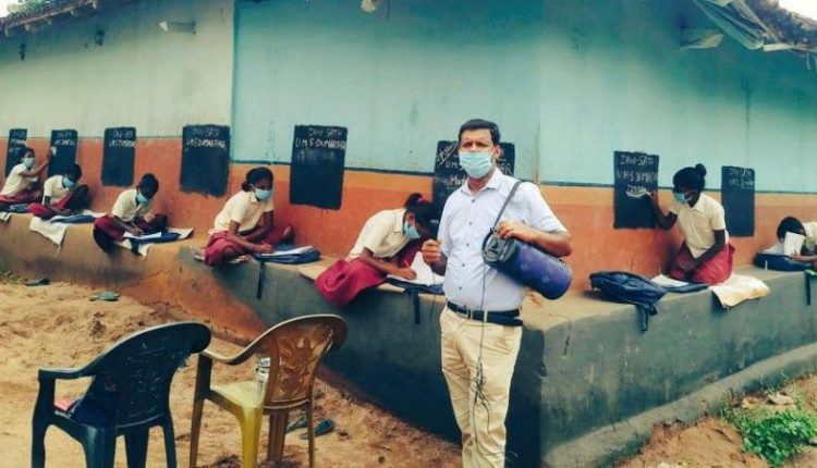 odisha school 50% staff present