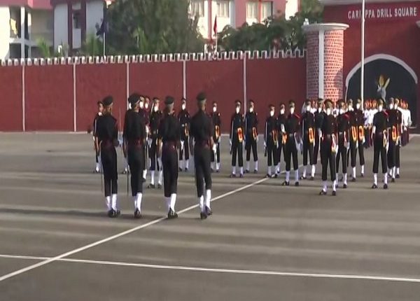 Gentlemen Cadets Lieutenant Officers