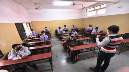 Gujarat Reopen Classes IX XI