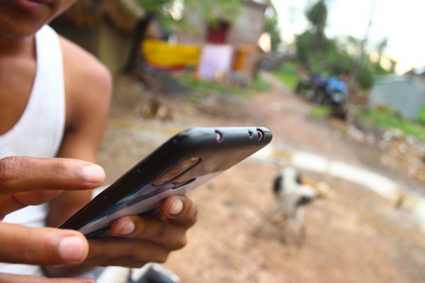 Only 29% Students In Odisha Had Access To Smartphones During Pandemic In 2020
