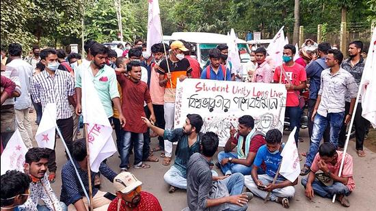 Visva-Bharati: HoD Asked to Keep 3 Students’ Rustication Order In Abeyance
