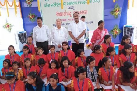 KIIT To Provide Educational Assistance To Students Of Kasturba Gandhi National Memorial Trust, Salipur