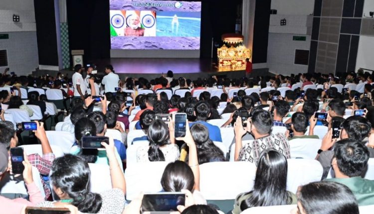 KISS KIIT students chandrayaan 3