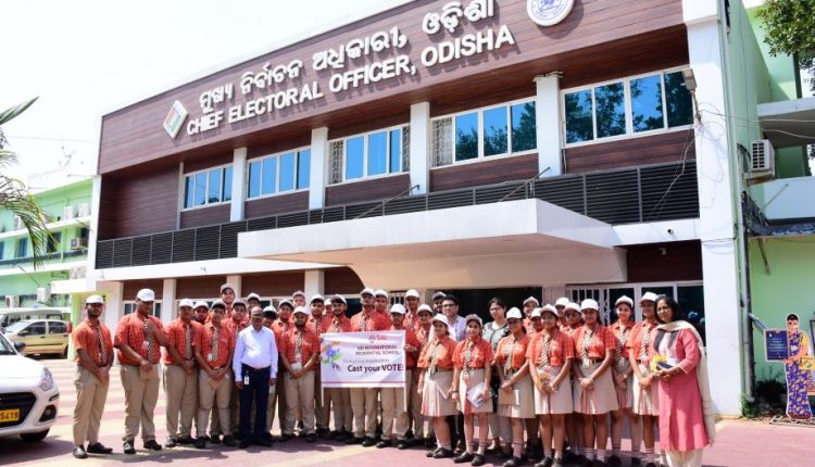 SIRS take part in electoral awareness program